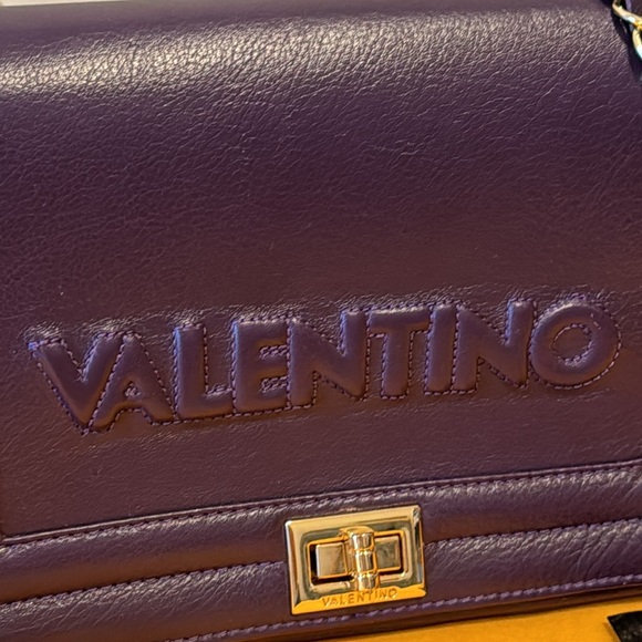 NEW✨Valentino Alice Embossed Bag by Mario Valentino - Picture 2 of 7